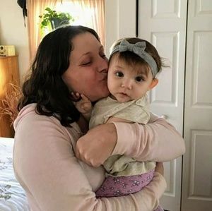 Meet your Posher, Stephanie